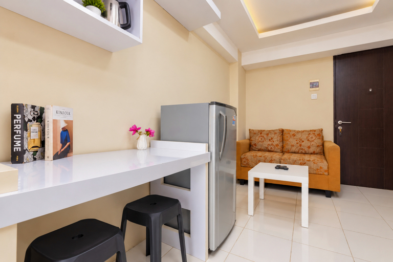 Living Room 2, Bright and Spacious 2BR at Apartment Kebagusan City By Travelio, Jakarta Selatan