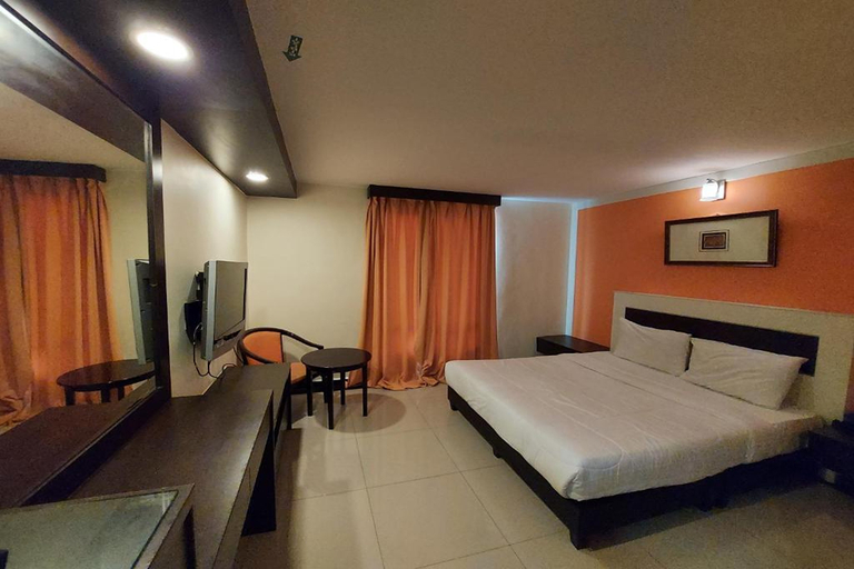 Bedroom 4, Hotel Sahara Rawang, Gombak