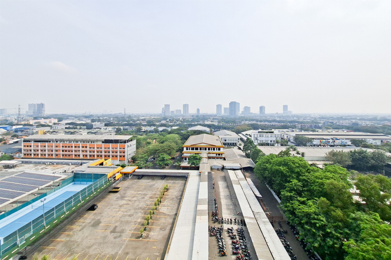 Exterior 2, Cozy and Well Appointed Studio Loft at Apartment Kingland Avenue By Travelio, Tangerang