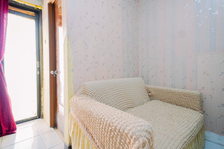 Bedroom 5, Nice and Simple Studio Room at Apartment Lagoon Bekasi Town Square By Travelio, Bekasi