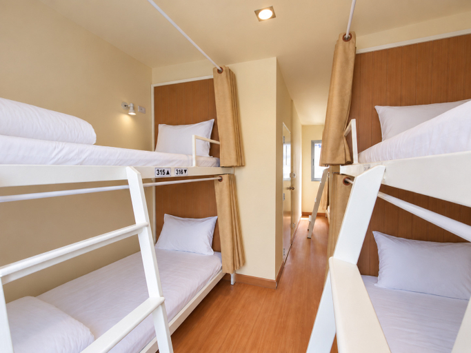 Others 4, The Meadow Hostel Khaosan, Phra Nakhon