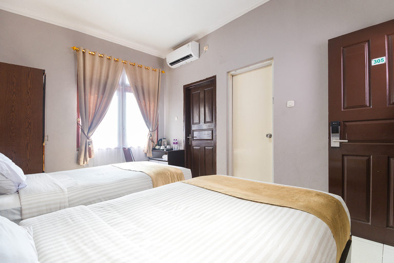 Bedroom 4, Sapadia Guest House HM Joni, Medan