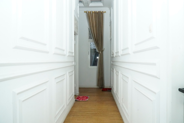 Hallway, The Lavana Signature Villa Samafa Purwokerto, Banyumas