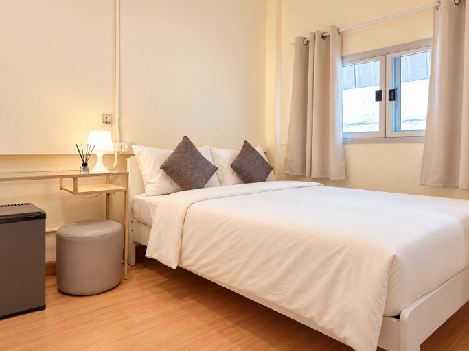 Others 2, The Meadow Hostel Khaosan, Phra Nakhon