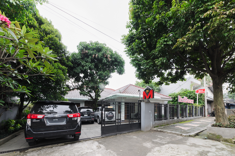Others 5, RedDoorz @ Batutulis Bogor by House of M, Bogor
