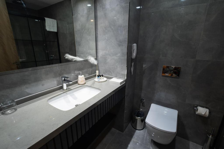 Bathroom 5, Büke Hotel Bomonti, Şişli