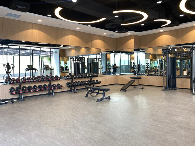 Fitness Center, Cozy Neat Studio at Apartment Saffron Noble By Travelio, Bogor