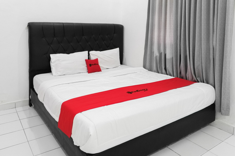 Bedroom 5, RedDoorz Syariah @ Homestay Kalianda, South Lampung