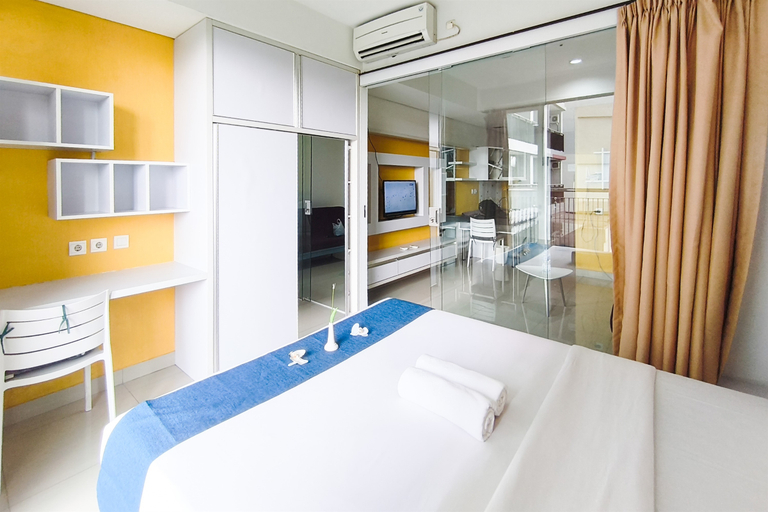 Bedroom 5, Nice Living in 1BR at Apartment Dago Suites By Travelio, Bandung