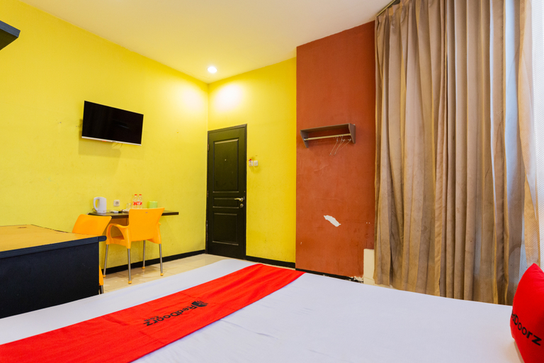 Others 3, RedDoorz @ Sparkling Hotel near Stasiun Gubeng Surabaya, Surabaya