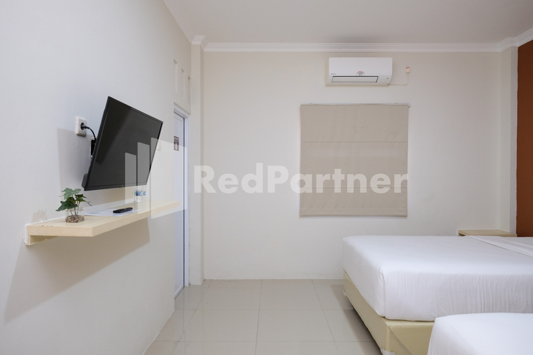 Bedroom 5, Hotel Andono near YIA Mitra RedDoorz, Kulon Progo