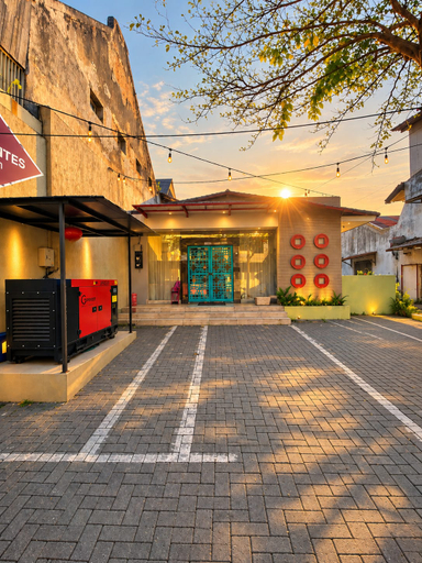 Exterior & Views 5, Hotel Pantes Pecinan Semarang - Pet Friendly, Semarang