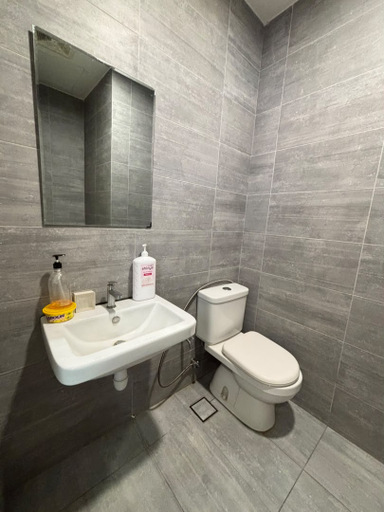 Bathroom 5, Riverine Diamond 7A, 4Pax, Kuching