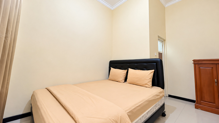 Bedroom 4, Guesthouse Syariah Cakalang 5, Malang