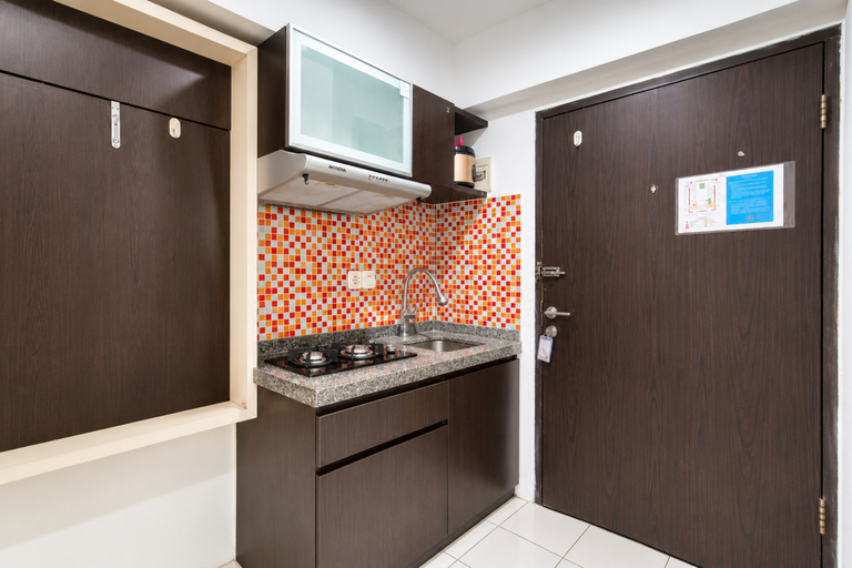 Others 2, Modern and Bright 2BR at Apartment Jarrdin Cihampelas By Travelio, Bandung