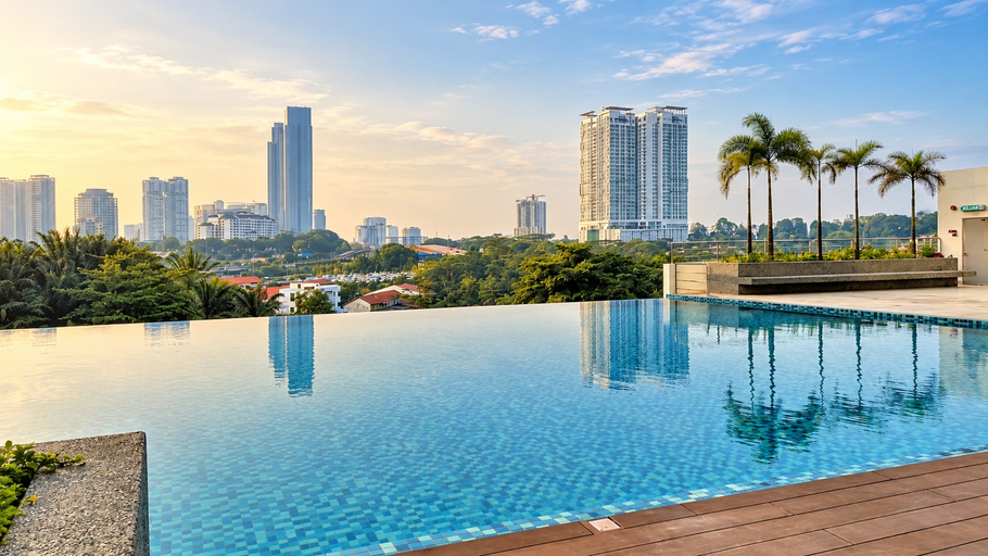 Swimming Pool, SkySuite Scandinavian Haven 2BR 4Pax Balcony, Johor Bahru