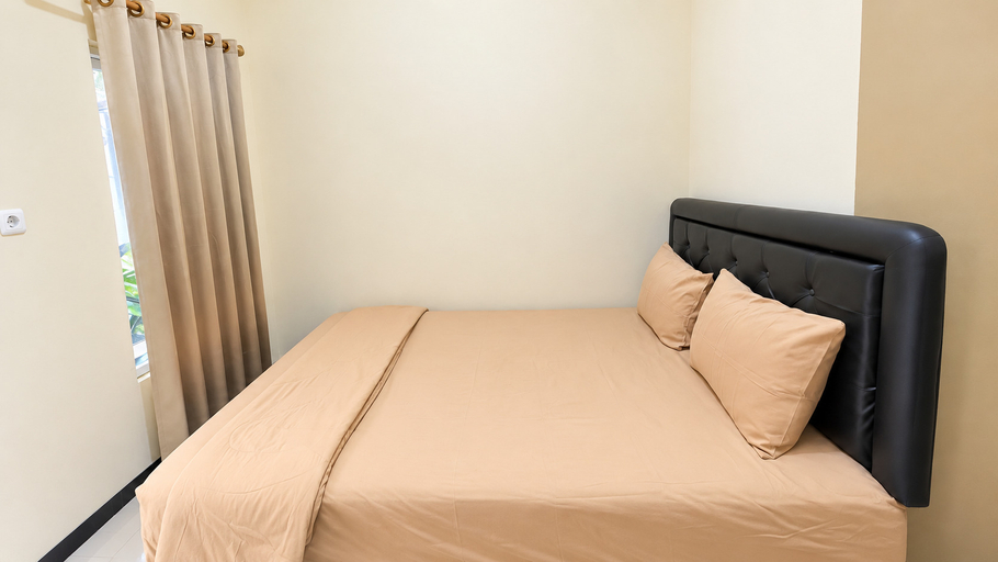 Bedroom 3, Guesthouse Syariah Cakalang 5, Malang