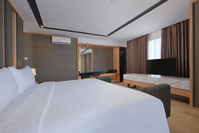 Others 4, Pemuda Prime Hotel Semarang, Semarang
