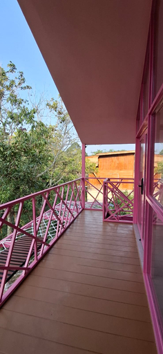 Hallway 5, Pink Glamping Anyer, Serang