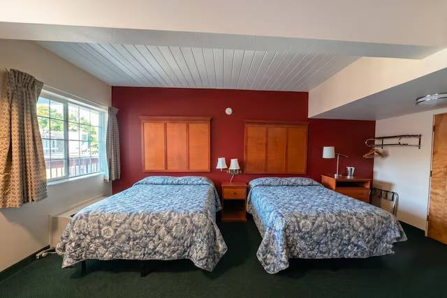 Others 4, Travelers Inn by OYO Longview Kelso, Cowlitz