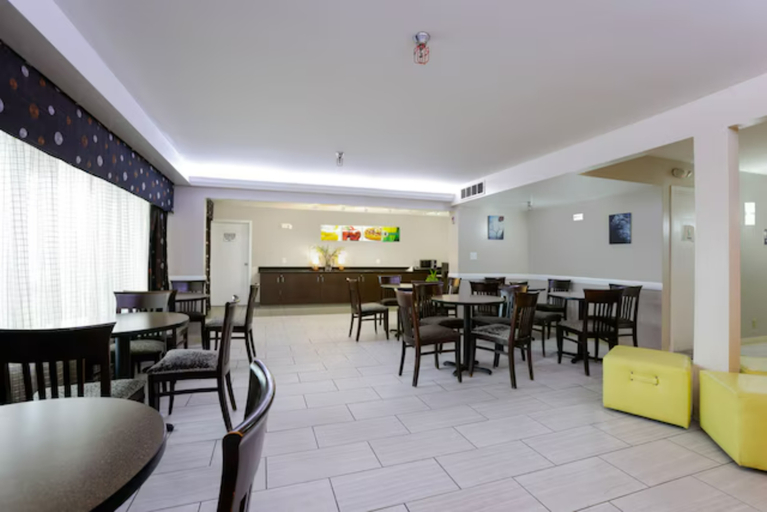 Others 5, Copley Inn & Suites By OYO Akron OH, Summit