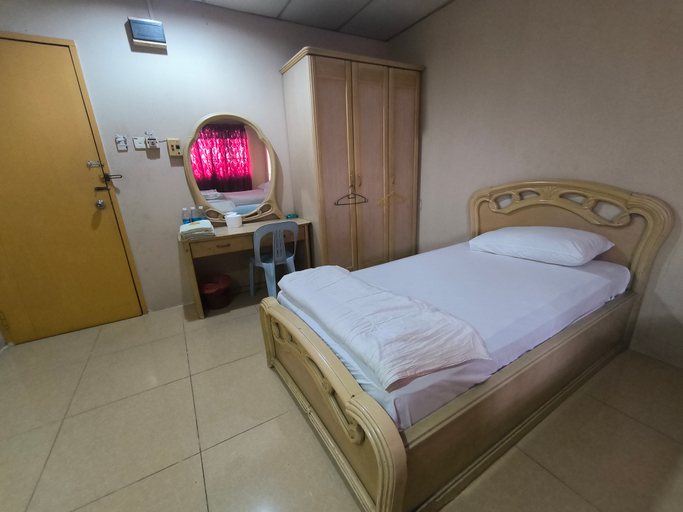 Others 5, Hotel Merchants Klang, Klang