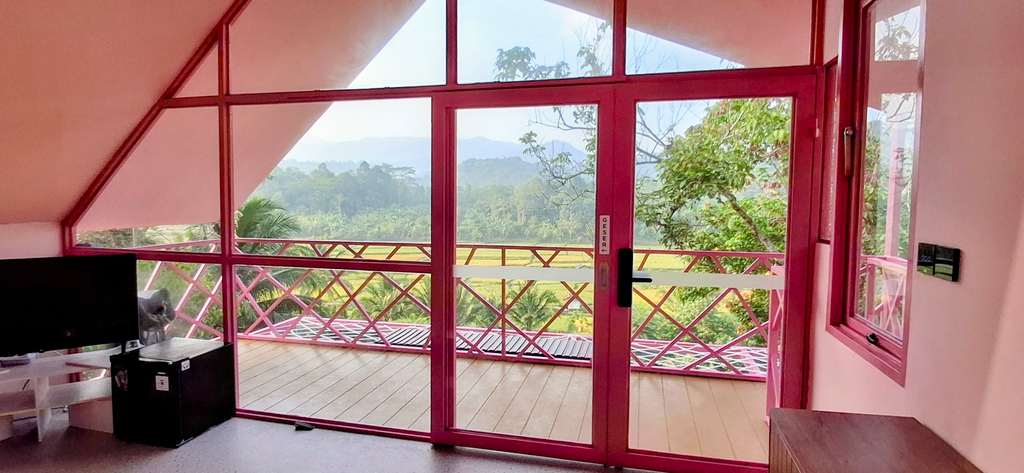 Others 4, Pink Glamping Anyer, Serang