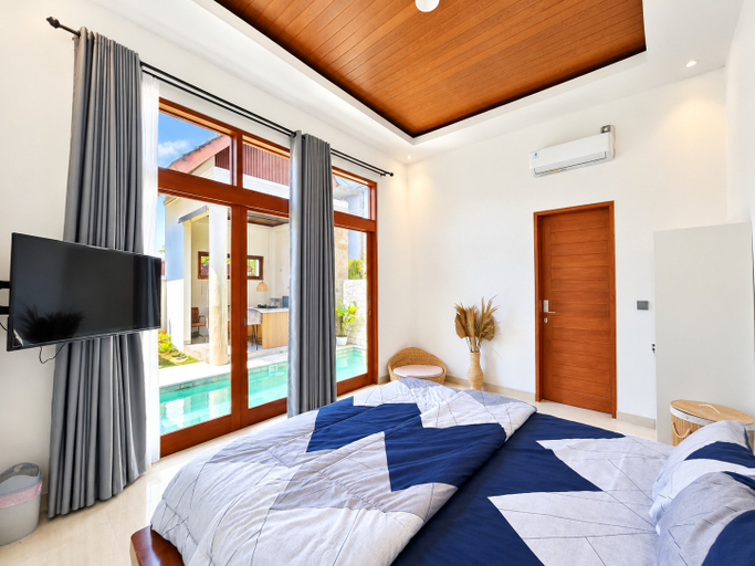 Bedroom 5, Chandana Modern Tropical Villa - Entire Private Villa with 2 Bedrooms, Badung