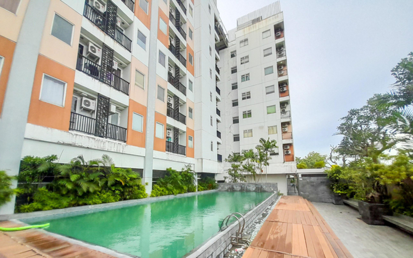 Exterior 2, Nice and Neat Studio at Apartment Student Castle Yogyakarta By Travelio, Sleman