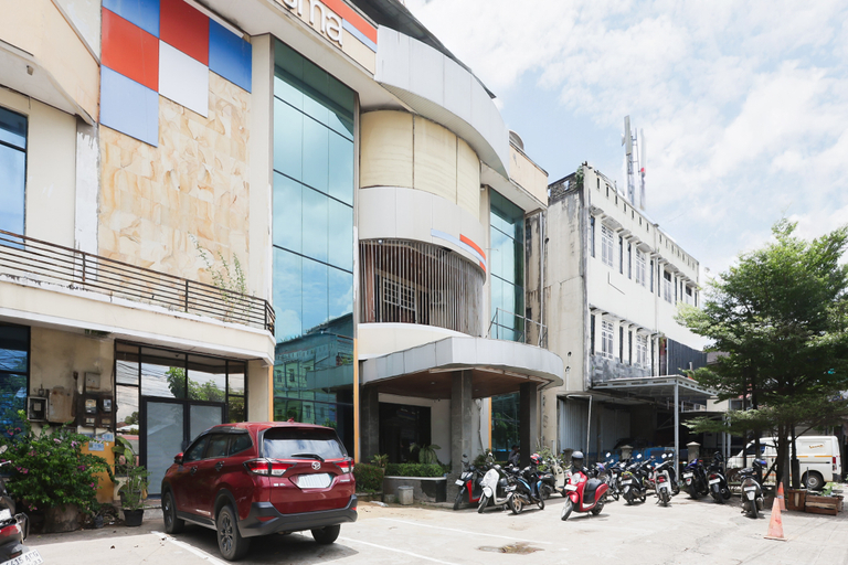 Exterior & Views 2, Urbanview Hotel Kharisma Banjarmasin, Banjarmasin