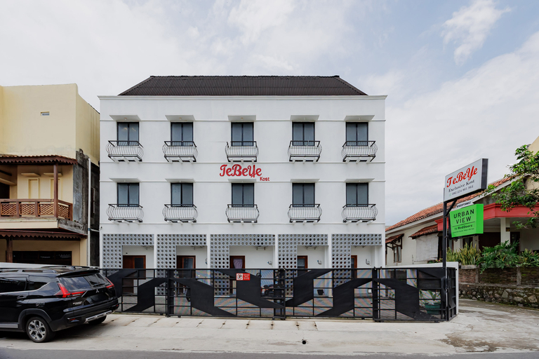 Exterior 2, Urbanview TeBeYe Syariah UNS Solo, Solo