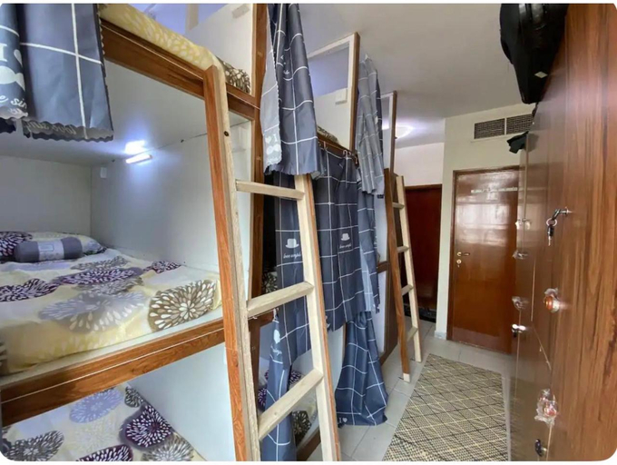 Bedroom 3, Capsule Holiday, Dubai