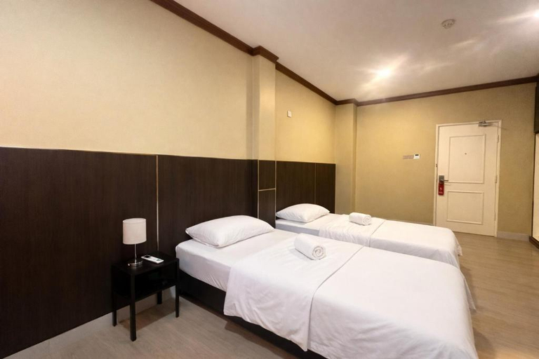 Others 4, Swing & Pillows @ Tanjong Subang Jaya, Subang Jaya