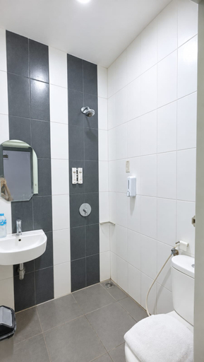 Bathroom 5, Shakti inn Ciputat, South Tangerang
