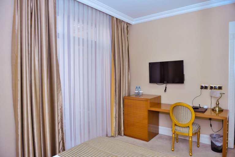Bedroom 3, Lake Palace Hotel Baku, Baku