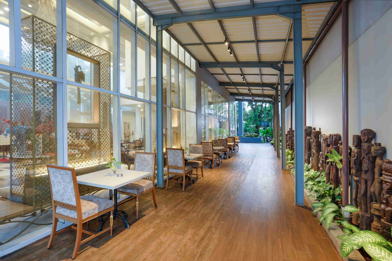 Food & Drinks 4, La Lisa Hotel by ARTOTEL, Surabaya