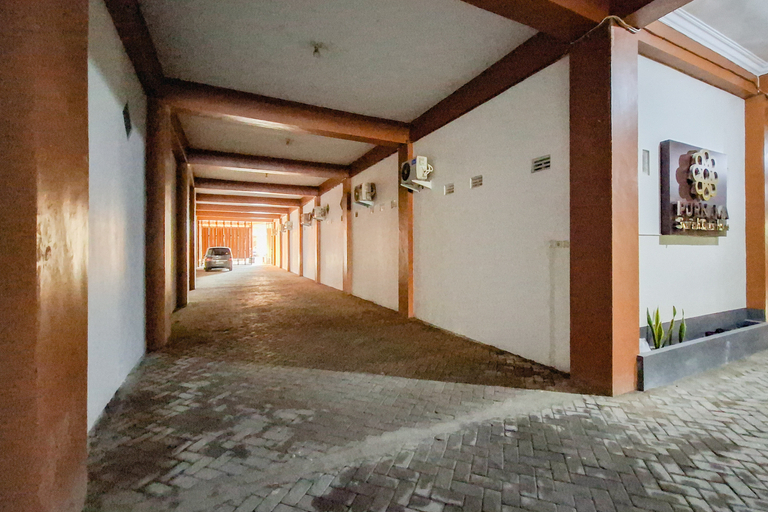 Others 3, Sans Hotel Syariah Purnama Nganjuk, Nganjuk