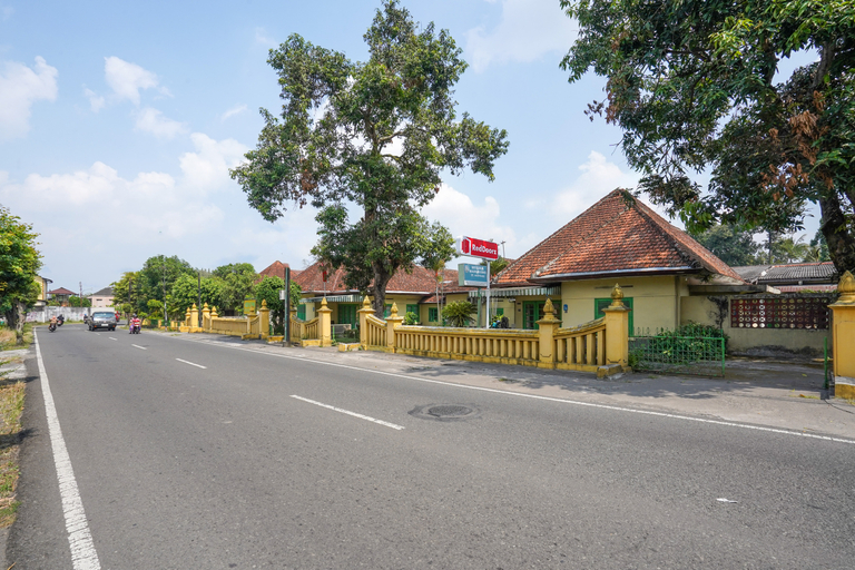 Others 5, RedDoorz Syariah @ Wisma Madukismo UMY, Bantul