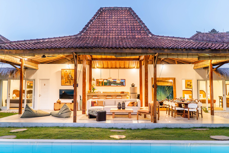 Exterior & Views, Villa Thiara - 500 m from Kudeta beach - 700 m from Seminyak square, Badung