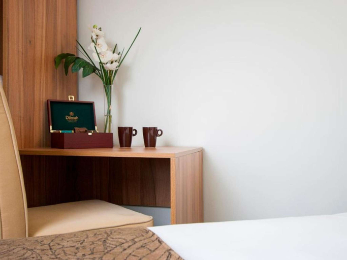 Others 2, greet Hotel Auckland Off Queen, Waitakere