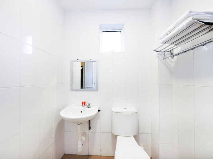 Bathroom 5, Lawten Hotel By Host Platinum , Malacca City