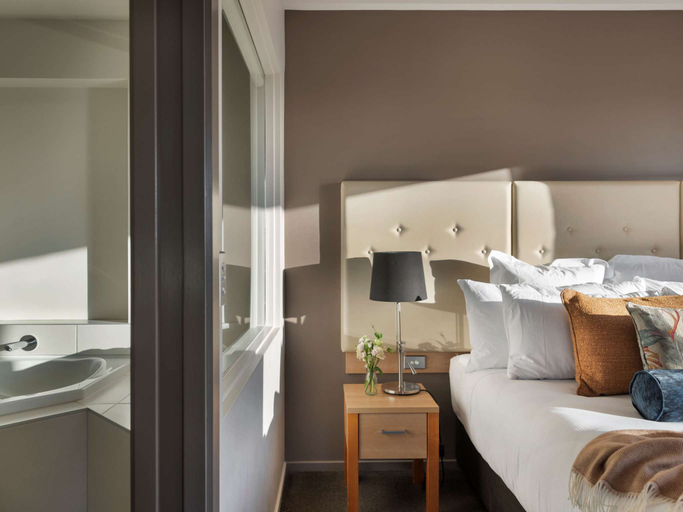 Others 4, Movenpick Christchurch, Christchurch