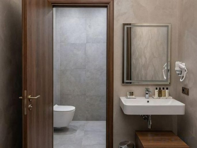 Bathroom 4, Du Port Hotel, Baku