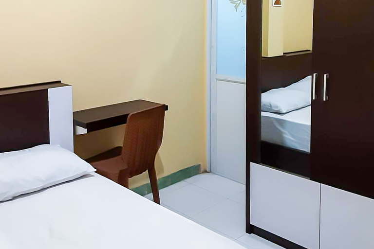 Others 2, Guest House Syariah LP3B Brebes RedPartner, Brebes