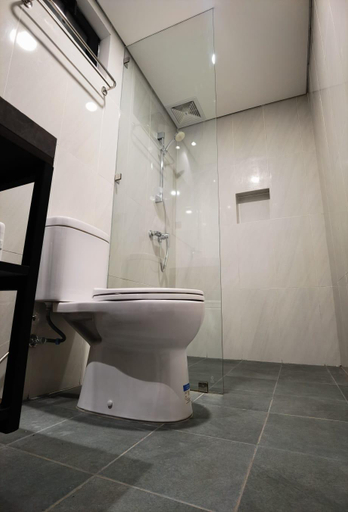 Bathroom 5, Djanti Residence, Bantul