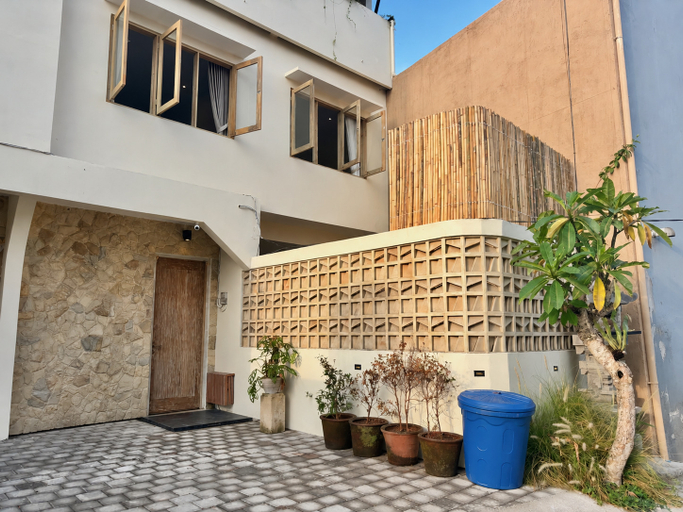 Others 1, Villa Jantuk Angsa I, Badung