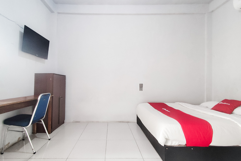 Others 3, RedDoorz Syariah near Jalan Sumantri Jambi, Jambi