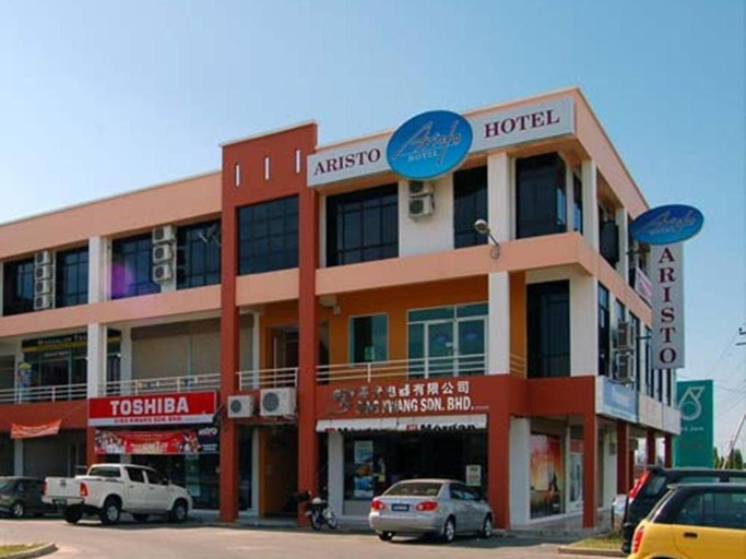 Exterior & Views 1, Aristo Hotel @ Putatan, Putatan