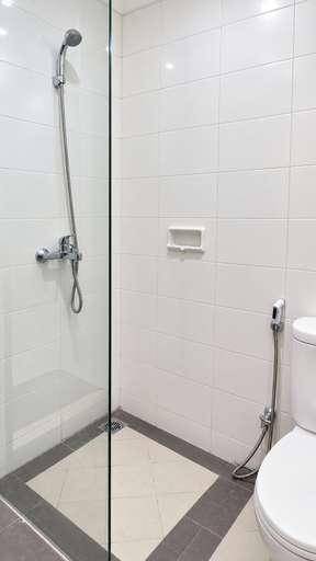 Bathroom 3, Carica Residence By PLUM Hotels, Surabaya