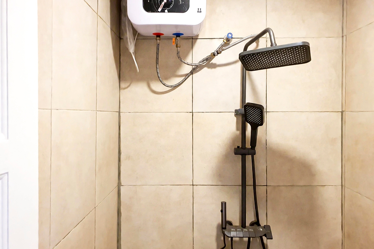 Bathroom 3, RedDoorz @ Semawis China Town Semarang, Semarang